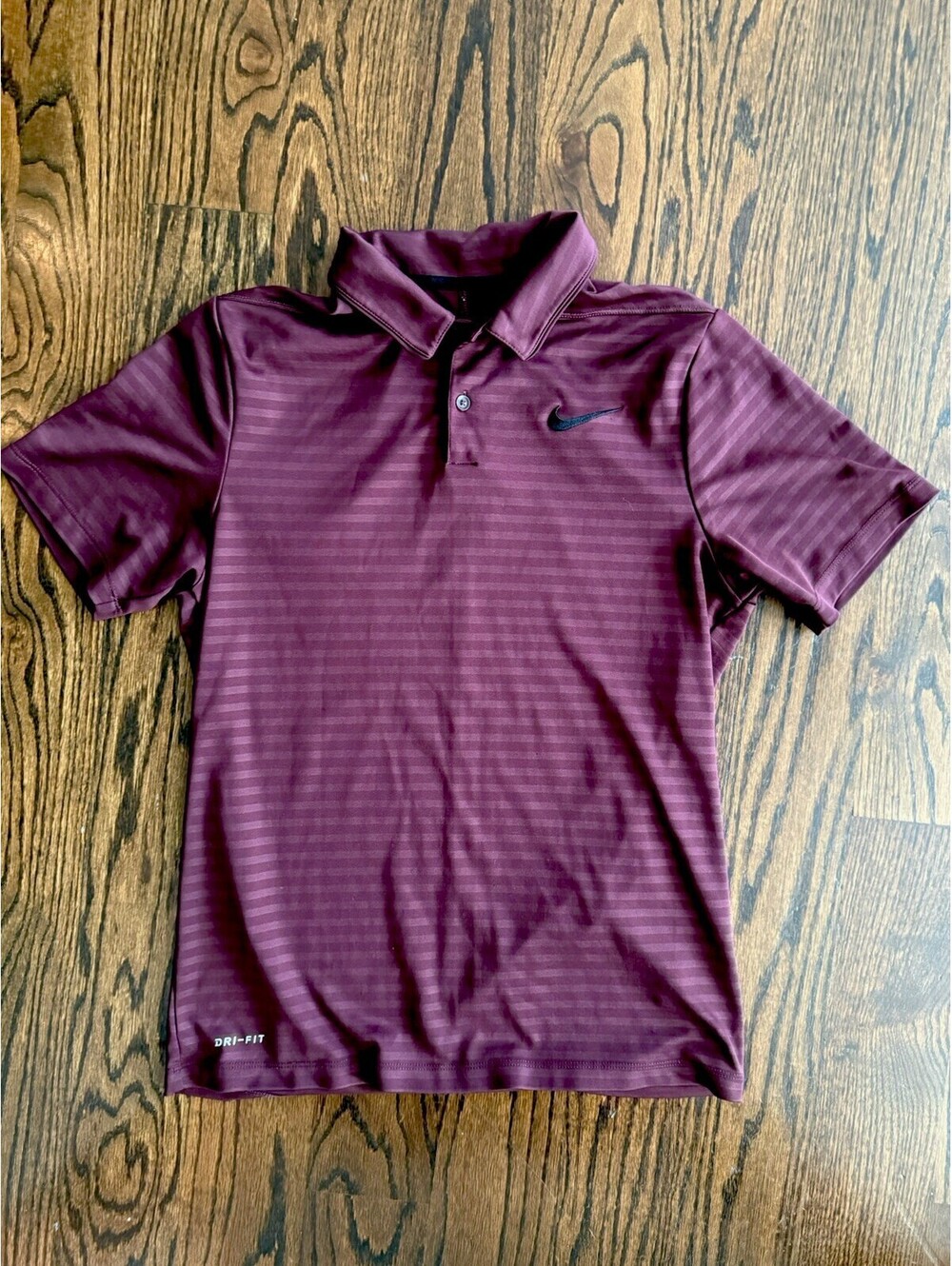 Nike Dri-FIT Golf Polo Shirt Men’s Small Burgundy Tonal Stripe Swoosh